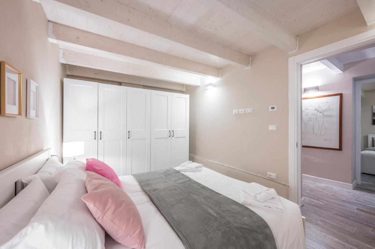 Broccaindosso Wood Apartments 5* Bologna Luaran gambar
