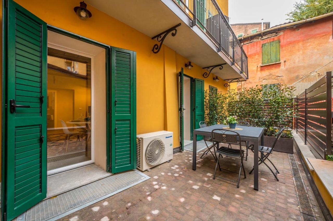 Broccaindosso Wood Apartments 5* Bologna Luaran gambar
