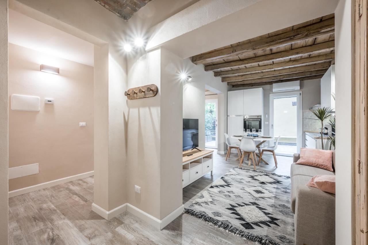 Broccaindosso Wood Apartments 5* Bologna Luaran gambar