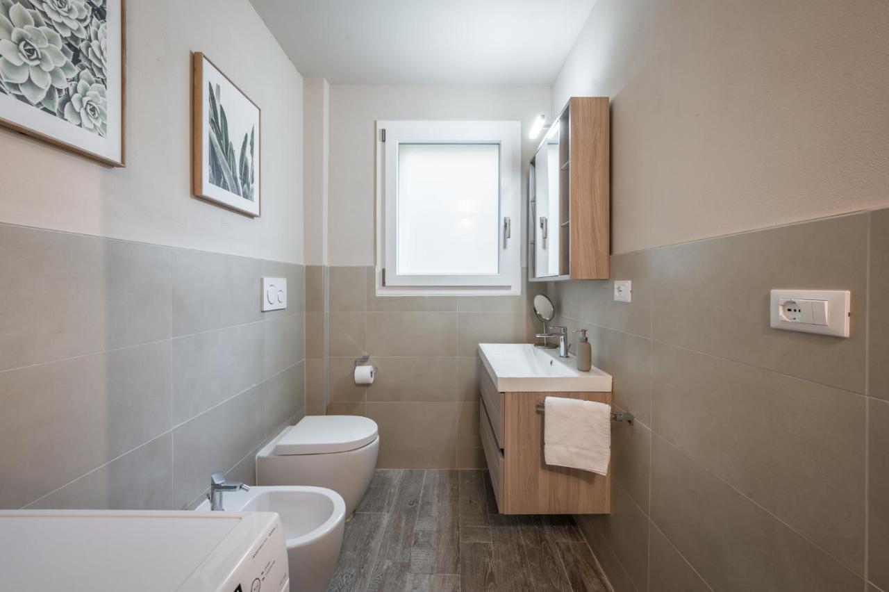 Broccaindosso Wood Apartments 5* Bologna Luaran gambar
